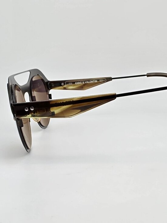 Anne & Valentin Stroke U229 Olive Frame Green Lens Aviator Sunglasses w/ Case main image 5